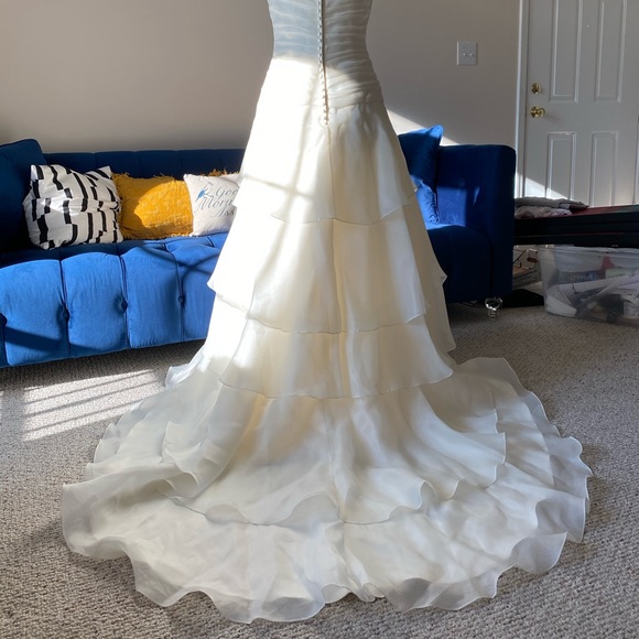 NWOT Wedding Gown - Picture 6 of 13